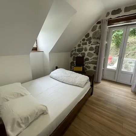 Maison Au Coeur Des Volcans