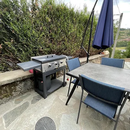 Maison Au Coeur Des Volcans * Laveissière