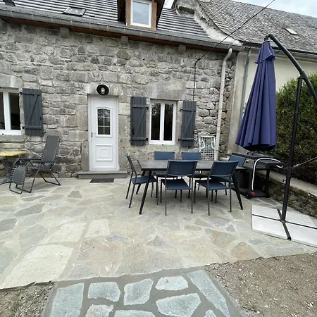 Maison Au Coeur Des Volcans